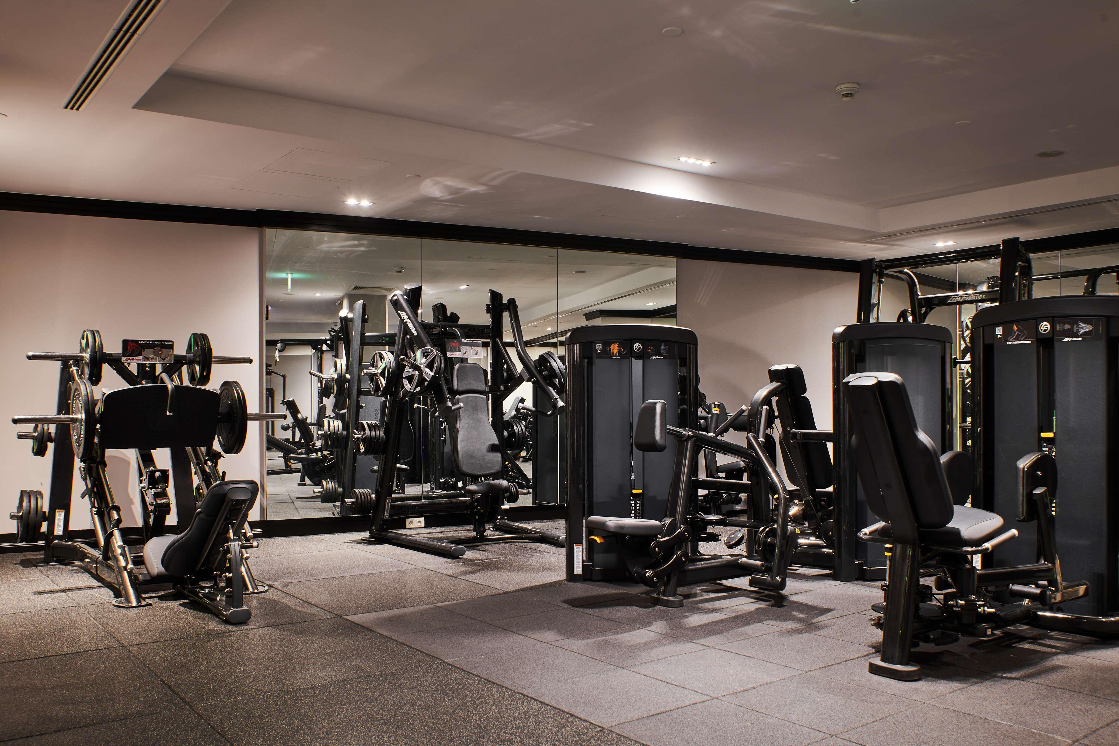 Radisson Collection Hotel, 华沙 外观 照片 The gym at the hotel