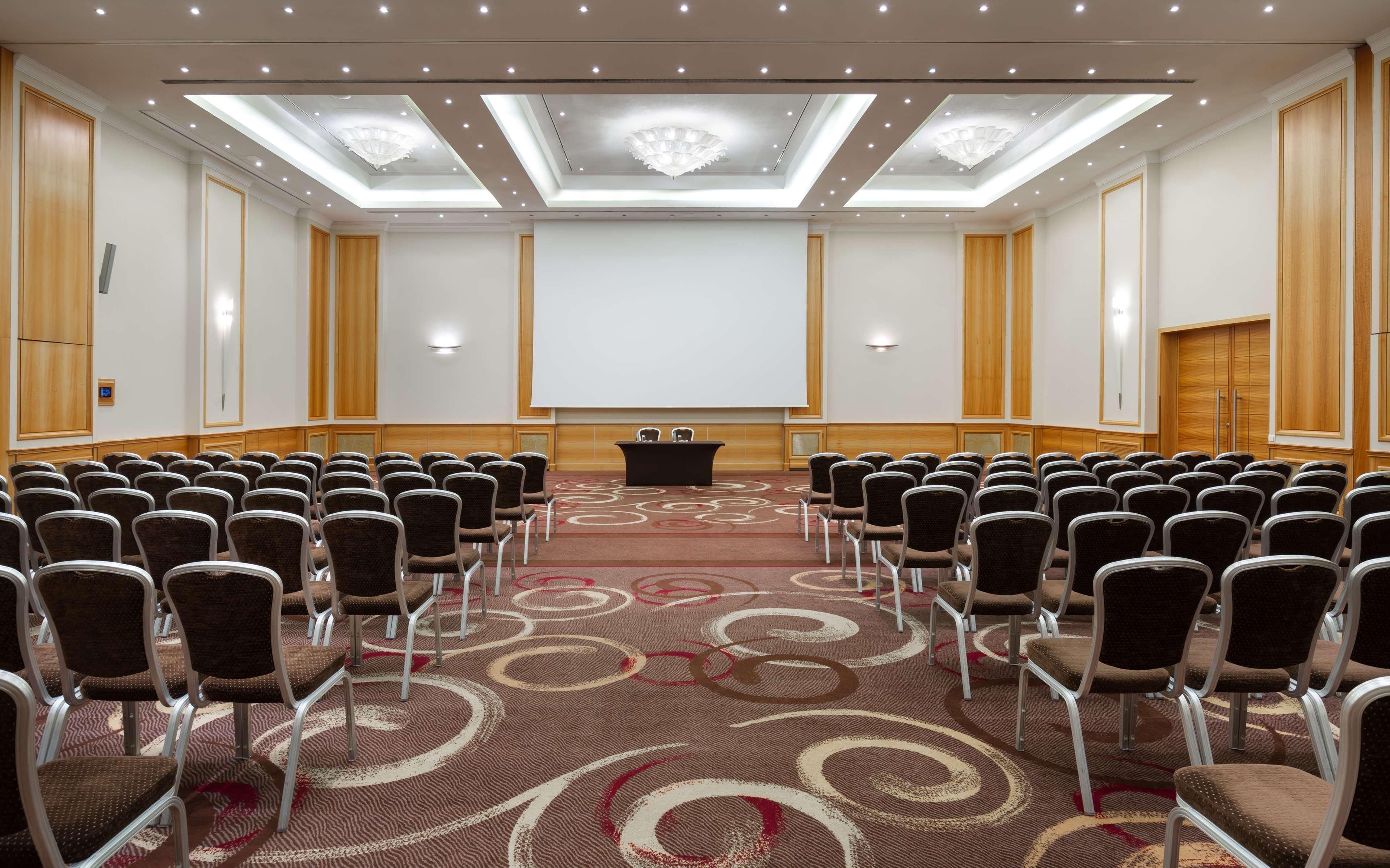 Radisson Collection Hotel, 华沙 外观 照片 The conference hall